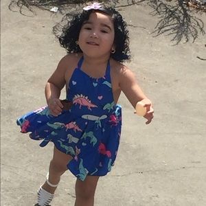 Dress and matching bow 3-4